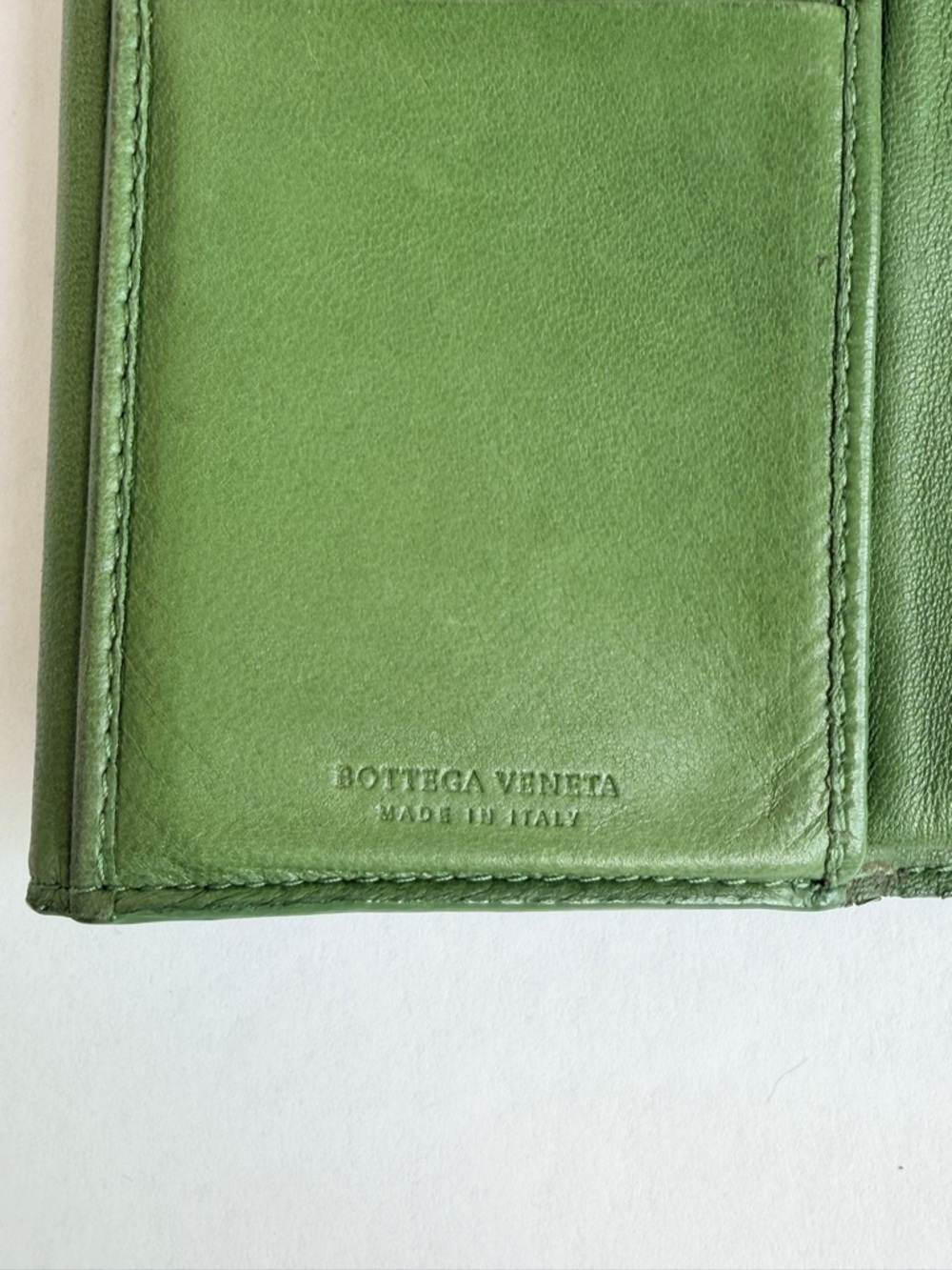 BOTTEGA VENETA olive green Intrecciato weave gold ring compact wallet - Picture 5 of 8